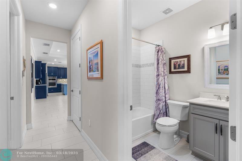 4619 Pinehurst Trail West, Oakland Park, FL 33309