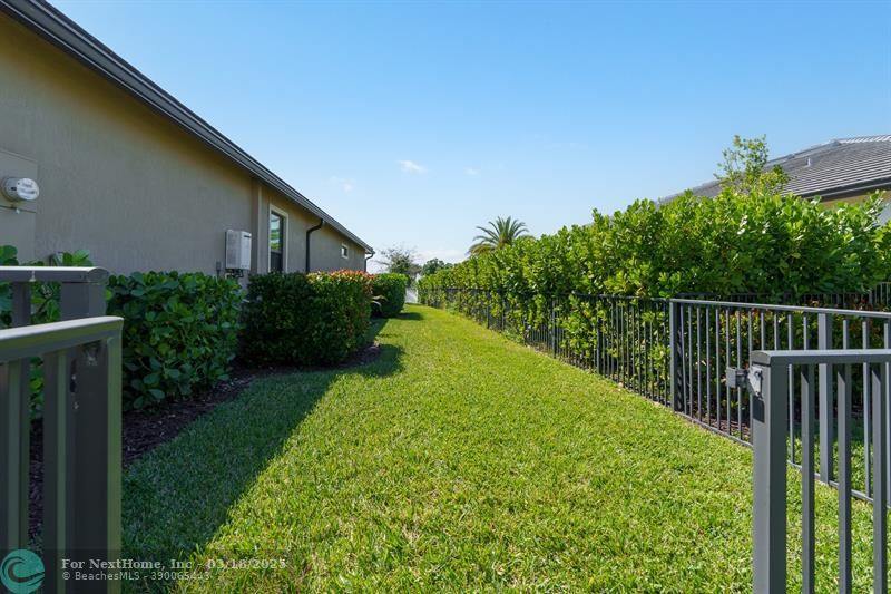 4619 Pinehurst Trail West, Oakland Park, FL 33309