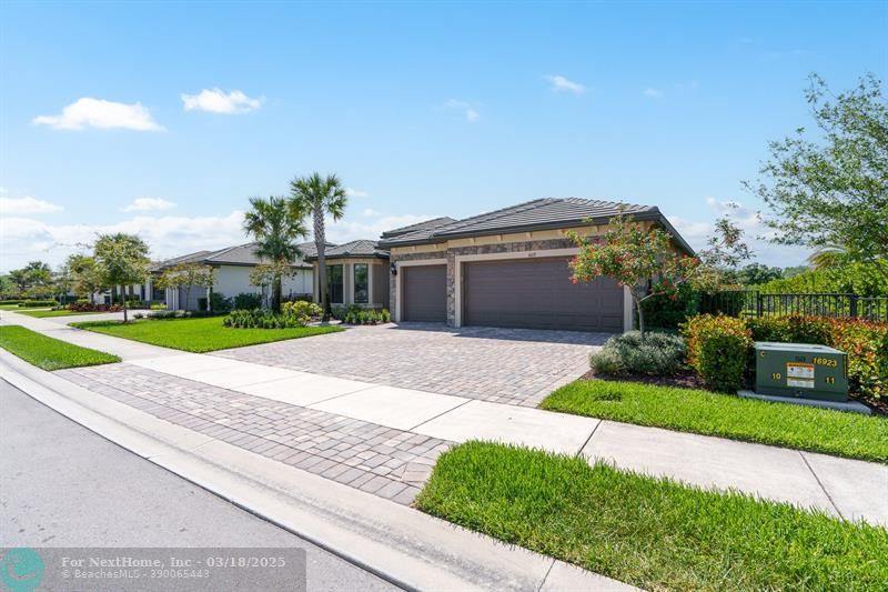 4619 Pinehurst Trail West, Oakland Park, FL 33309