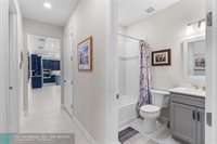 4619 Pinehurst Trail West, Oakland Park, FL 33309