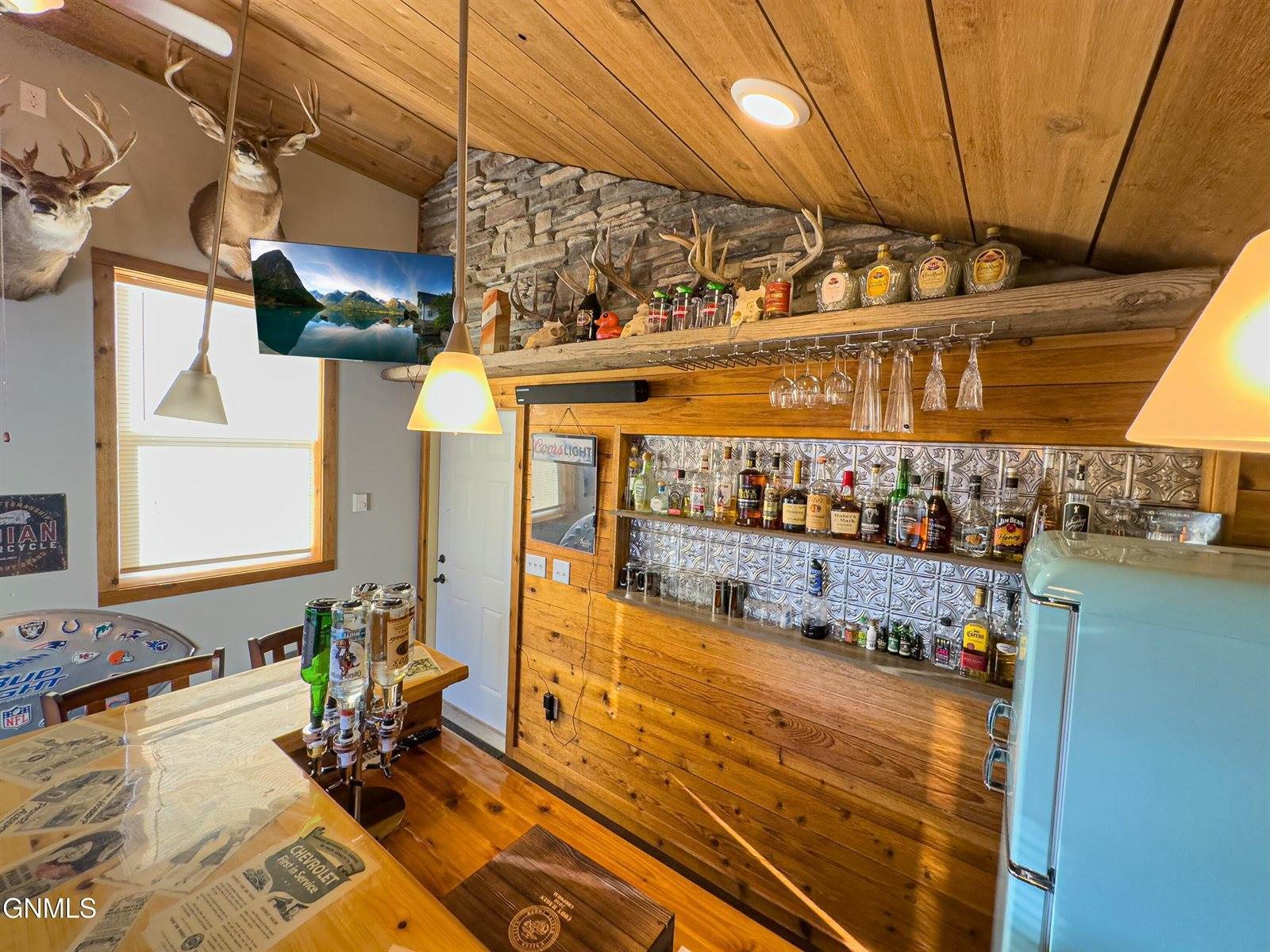 616 18th Street West, Williston, ND 58801