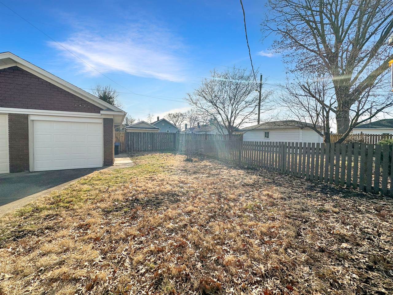 610 Monterey Ave, Terre Haute, IN 47803