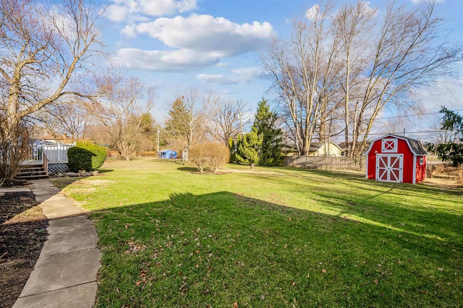 32 Coventry Road, Delaware, OH 43015