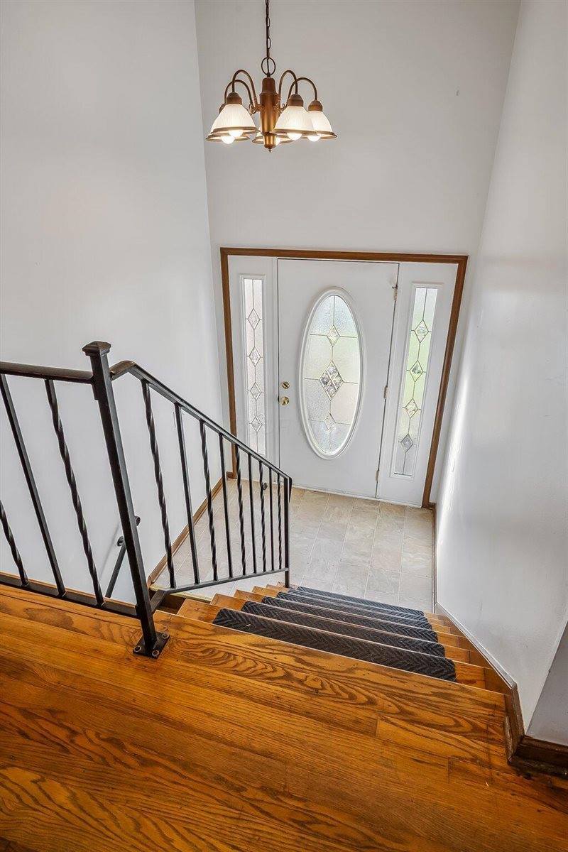 32 Coventry Road, Delaware, OH 43015