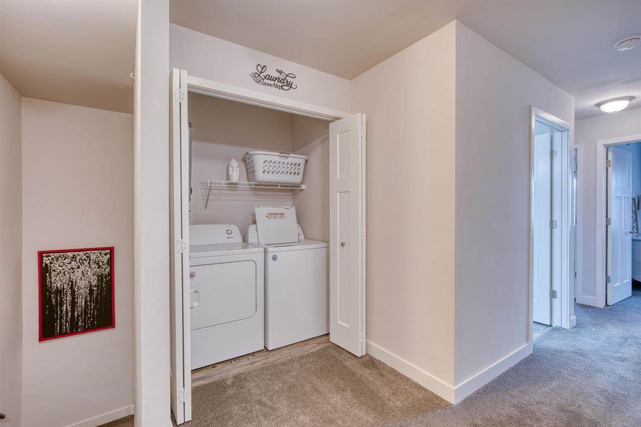 1945 N Windsor Avenue, Cottage Grove, WI 53527