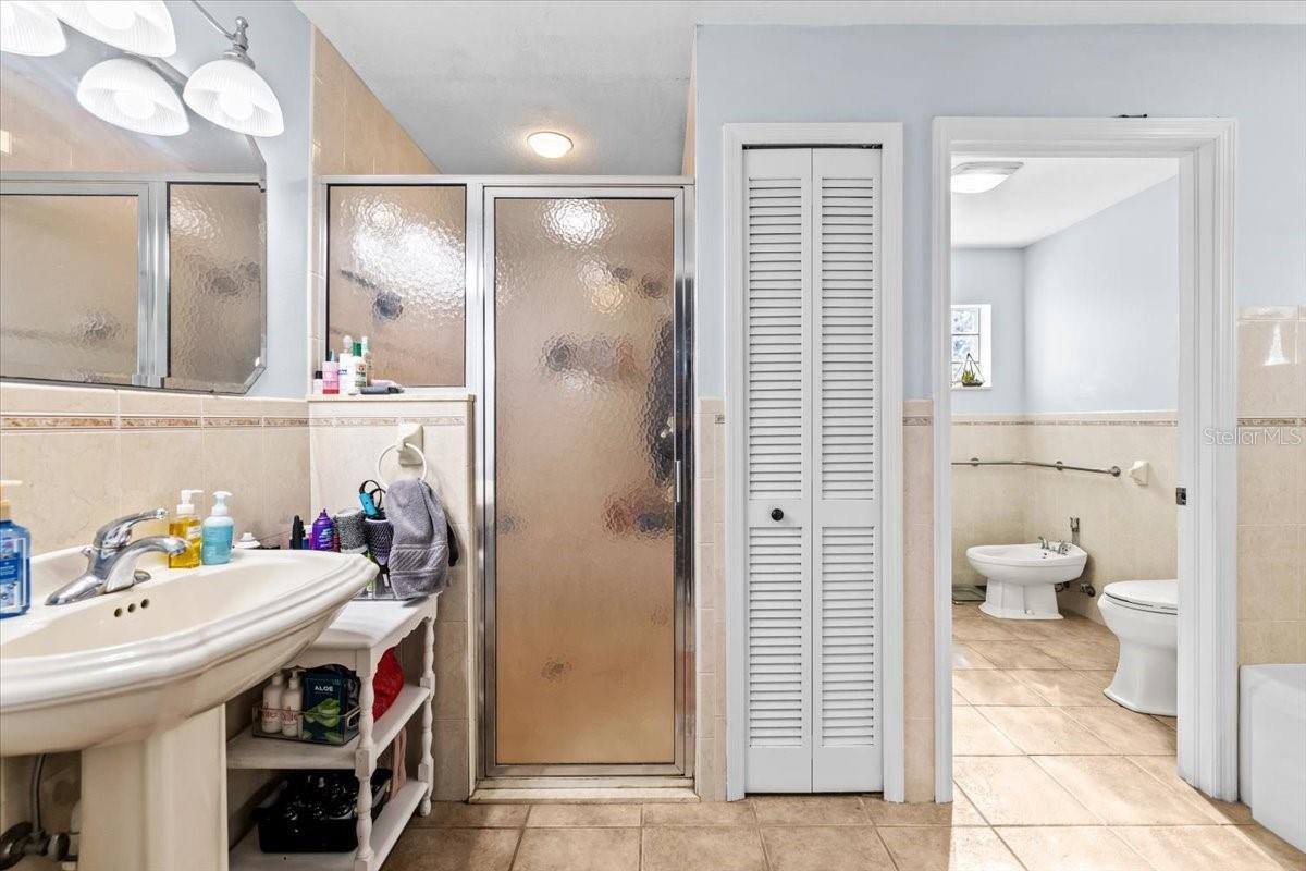 11950 117TH Street, Seminole, FL 33778