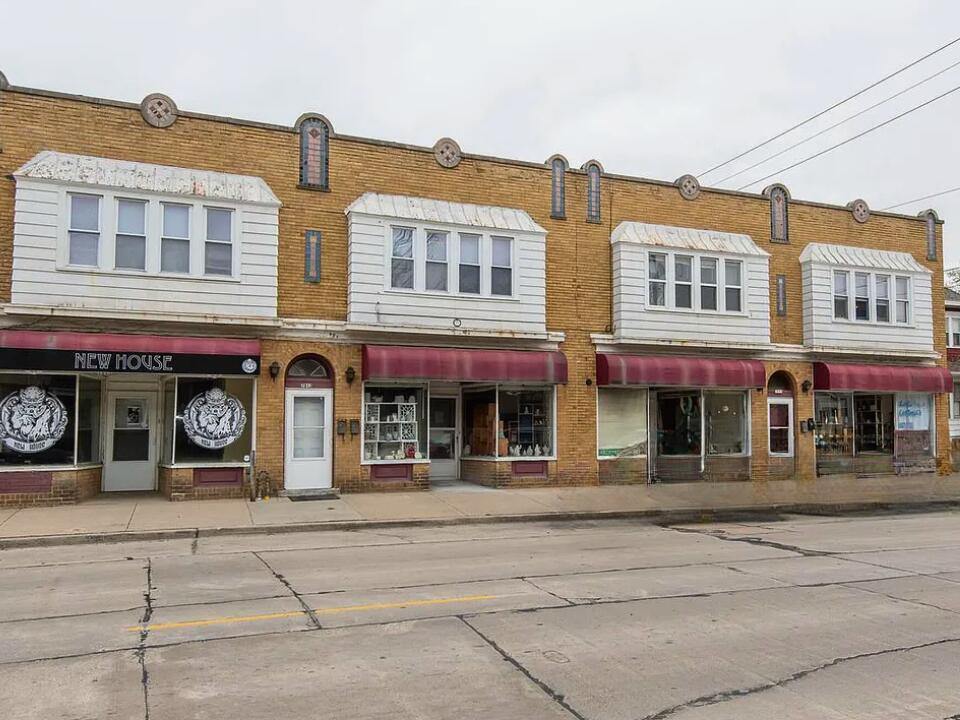 7911 West Becher St, West Allis, WI 53219