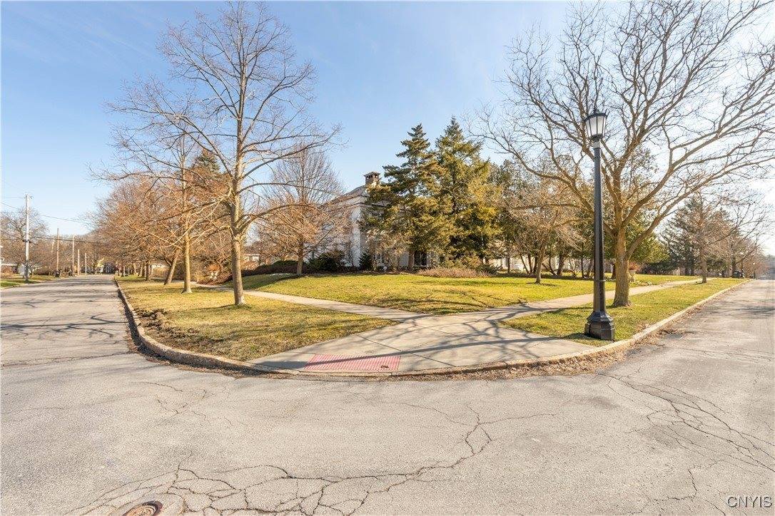 301 Scottholm Boulevard, Syracuse, NY 13224