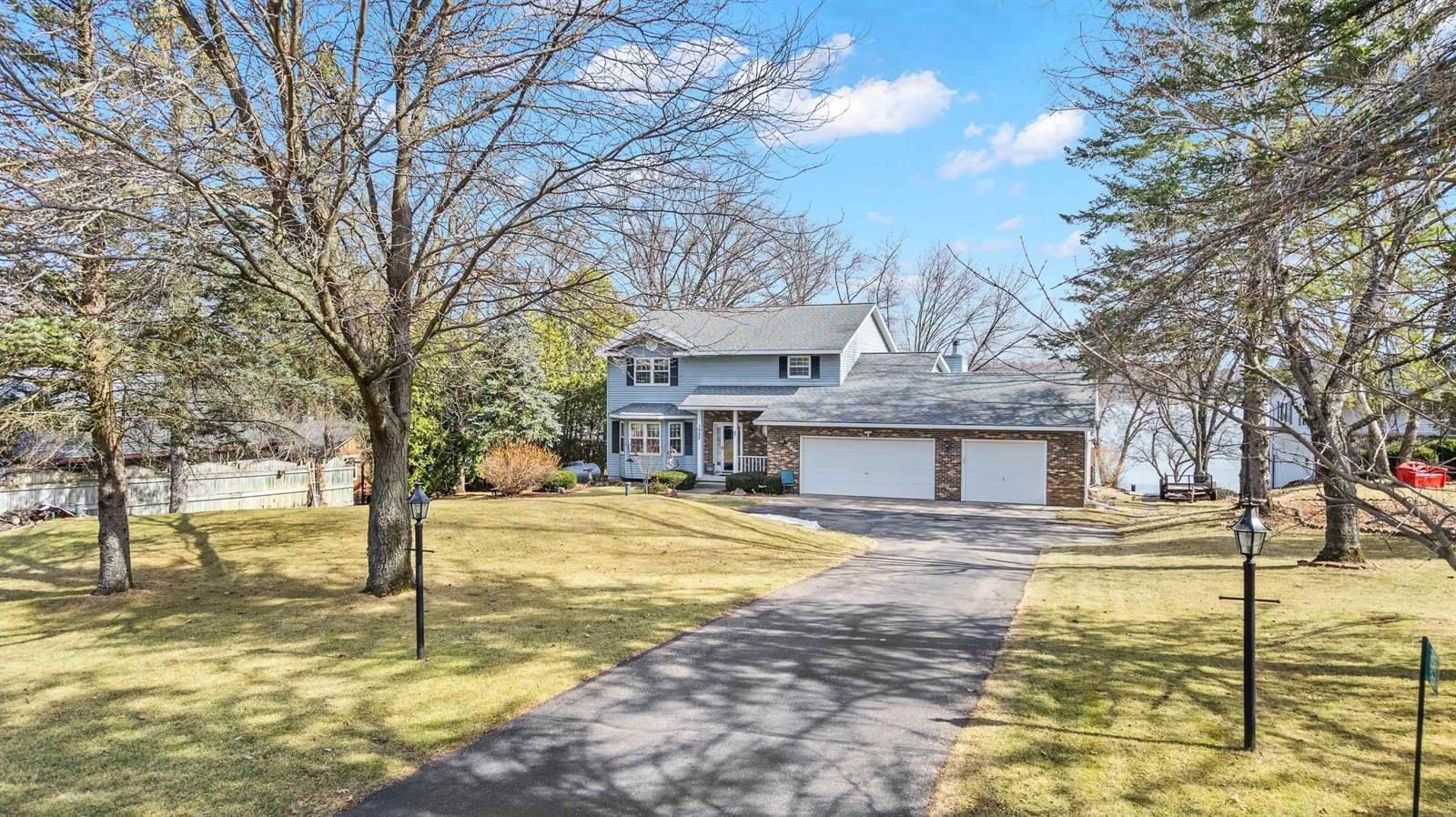 1925 Second Lake Drive, Junction City, WI 54443