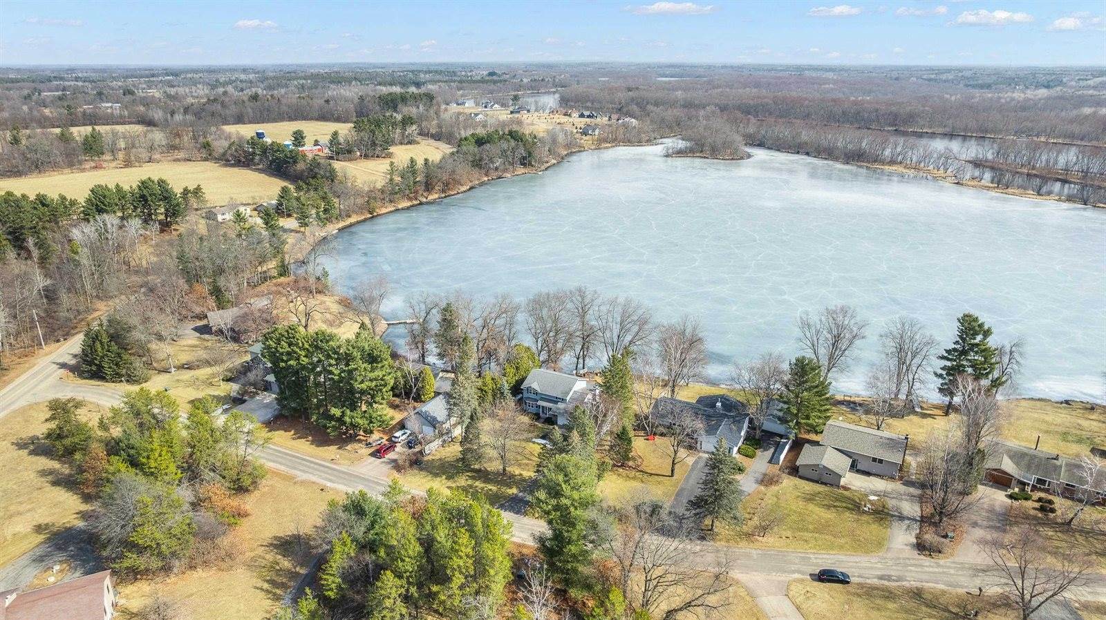 1925 Second Lake Drive, Junction City, WI 54443