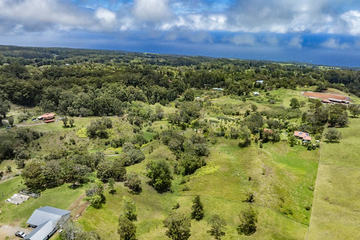 44-3791 Kukuipapa Rd, Honokaa, HI 96727