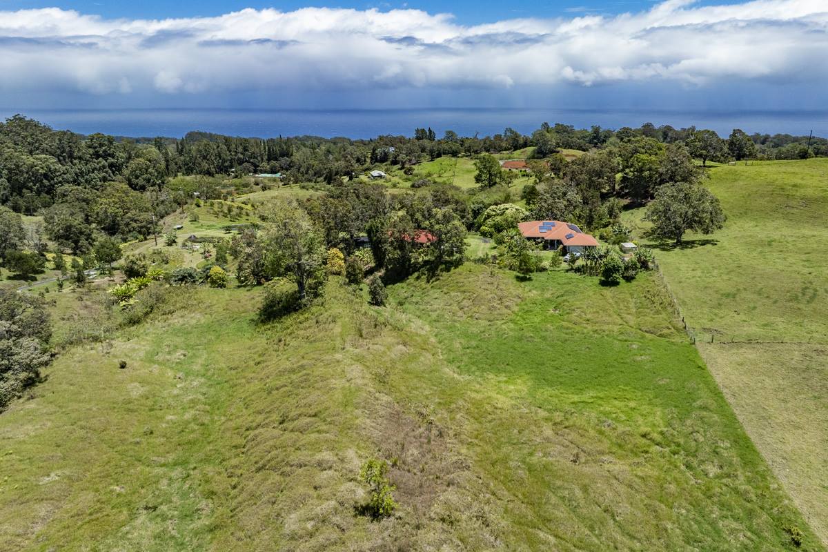 44-3791 Kukuipapa Rd, Honokaa, HI 96727