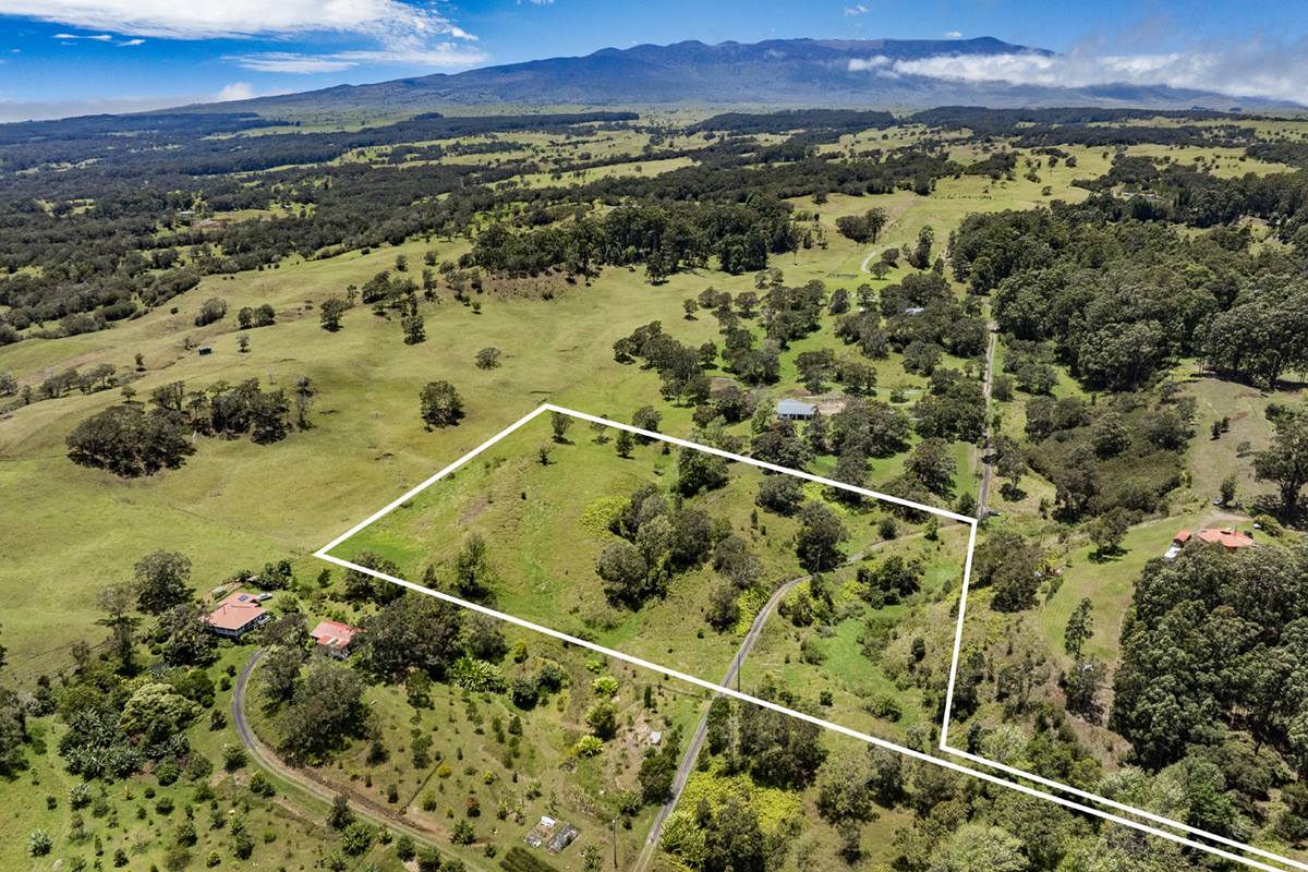44-3791 Kukuipapa Rd, Honokaa, HI 96727