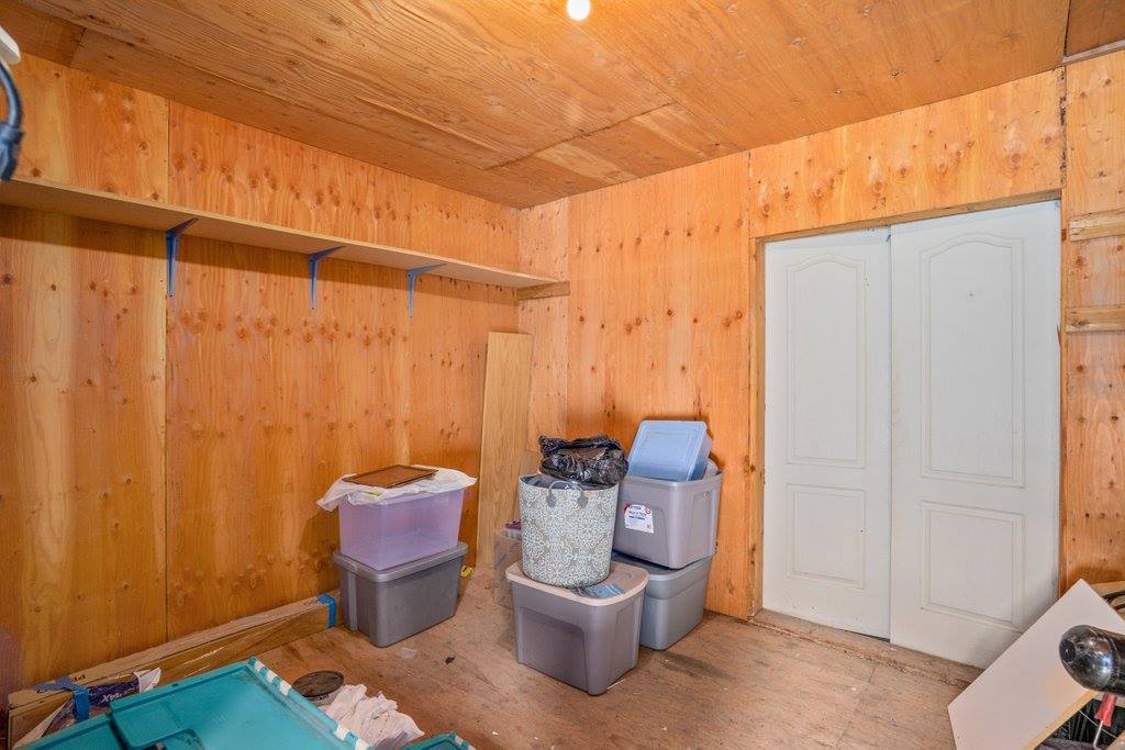 5312 Colburn Culver Rd, Sandpoint, ID 83864