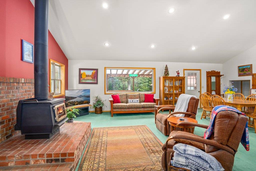 5312 Colburn Culver Rd, Sandpoint, ID 83864