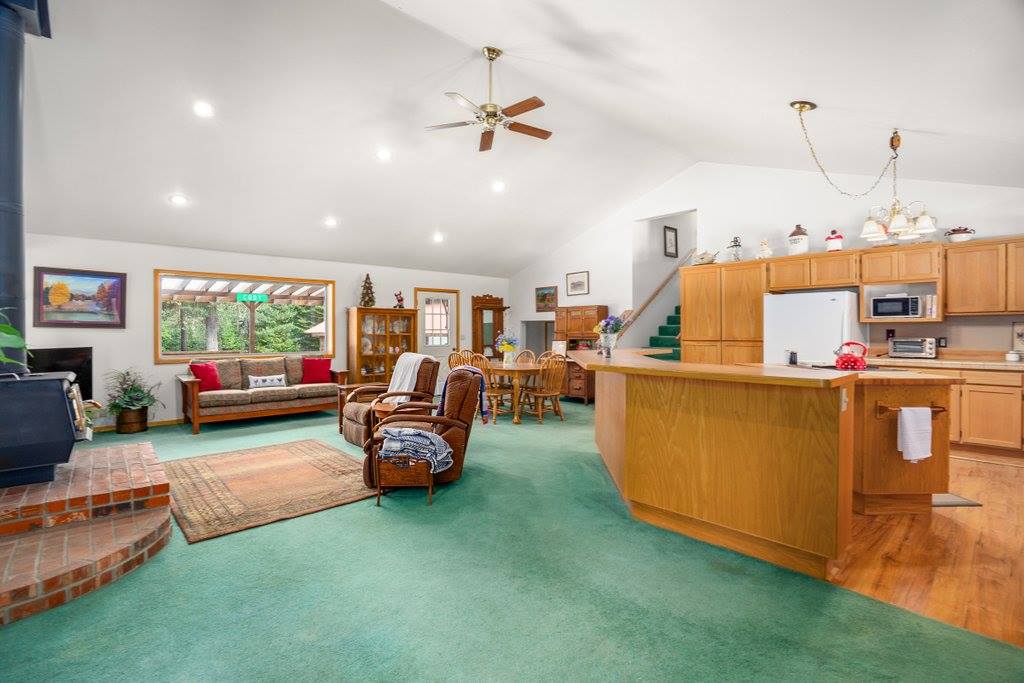 5312 Colburn Culver Rd, Sandpoint, ID 83864