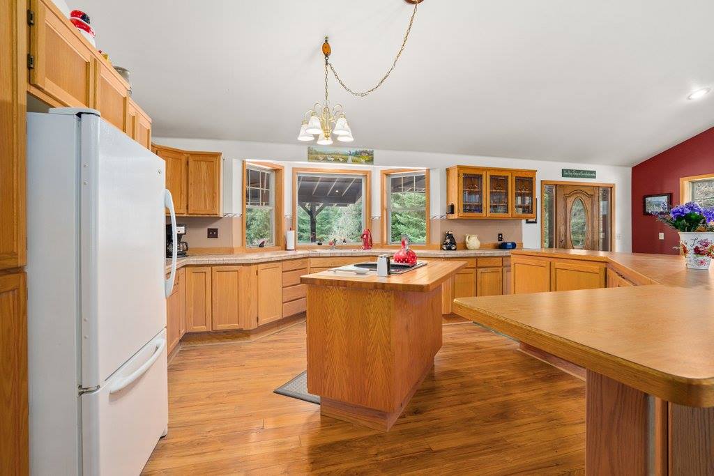 5312 Colburn Culver Rd, Sandpoint, ID 83864