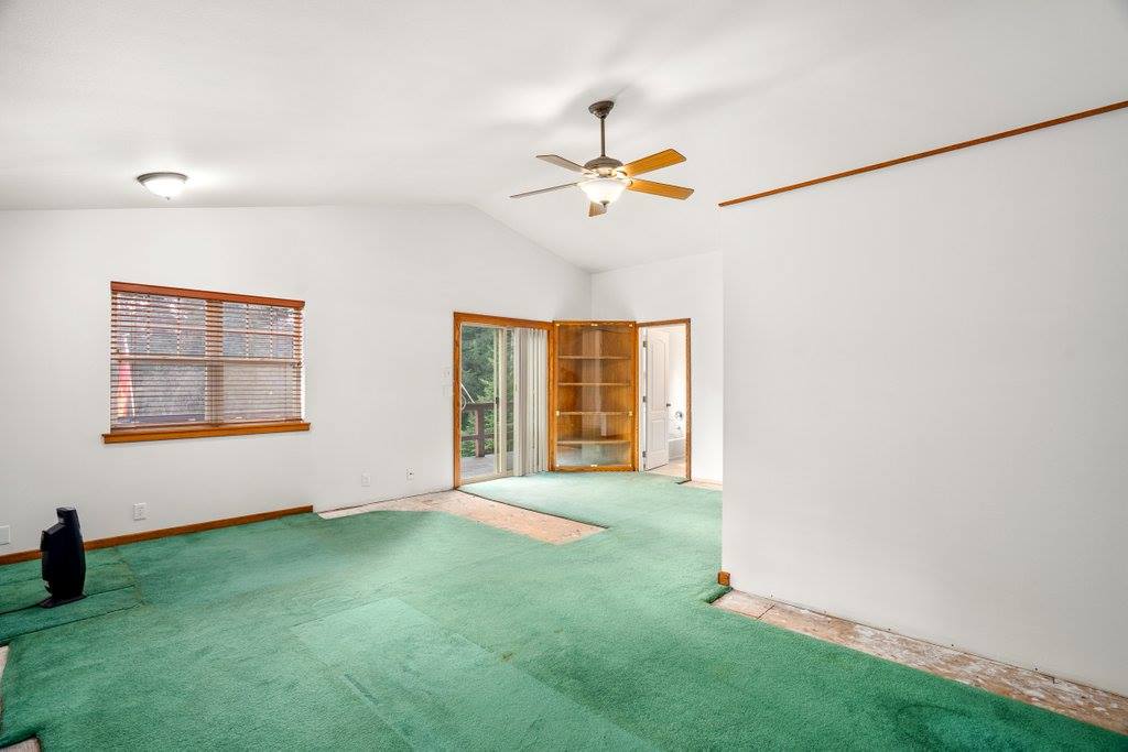5312 Colburn Culver Rd, Sandpoint, ID 83864