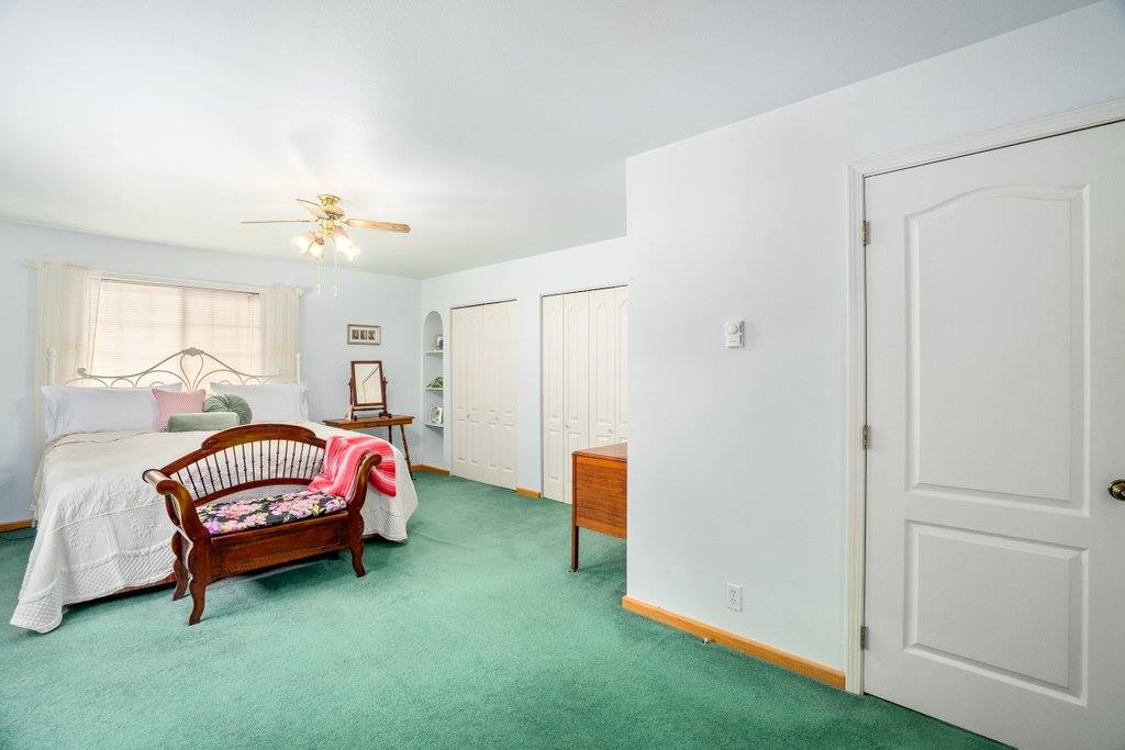 5312 Colburn Culver Rd, Sandpoint, ID 83864