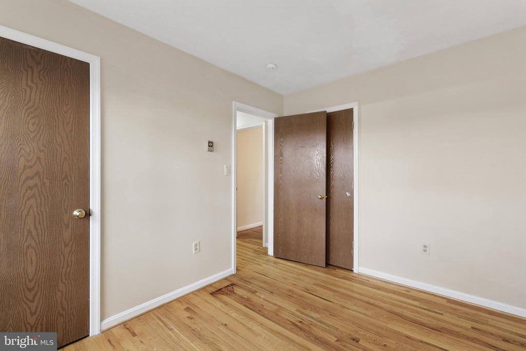 228 Carroll Drive, Stephens City, VA 22655