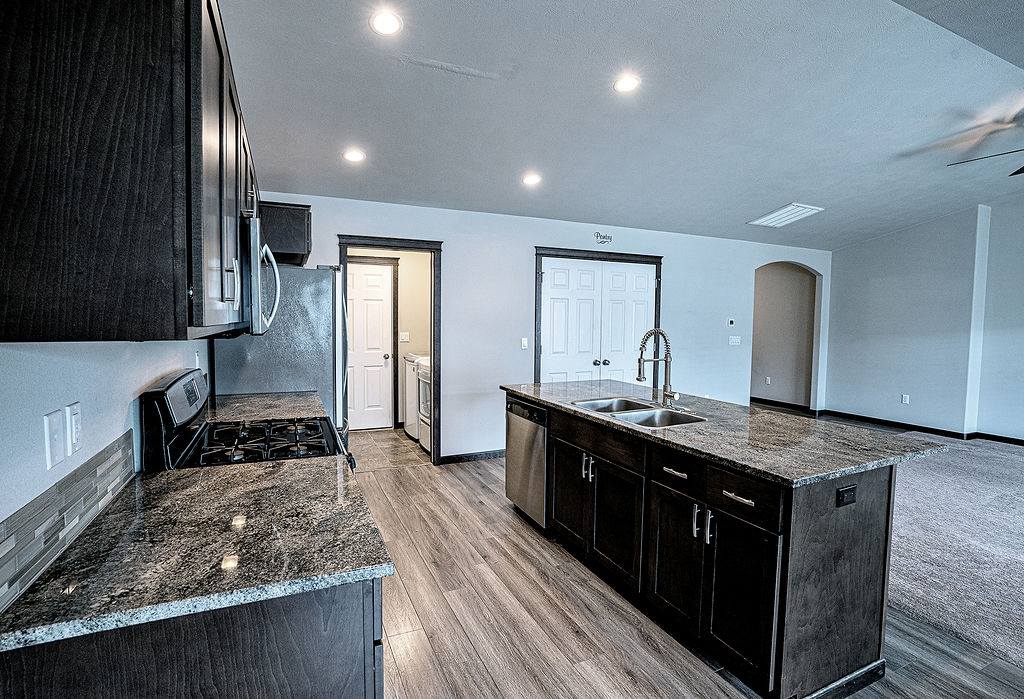 6542 West Harmony St, Rathdrum, ID 83858