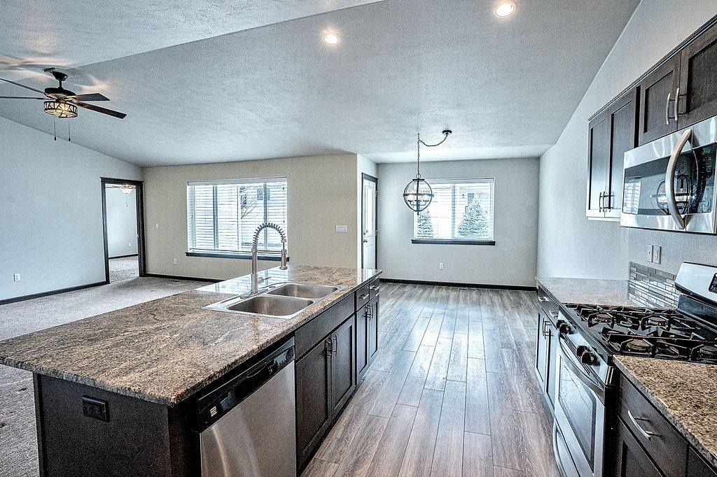 6542 West Harmony St, Rathdrum, ID 83858