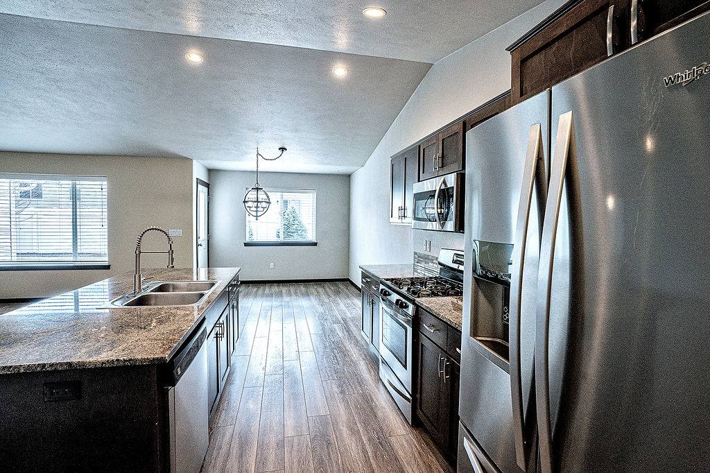 6542 West Harmony St, Rathdrum, ID 83858