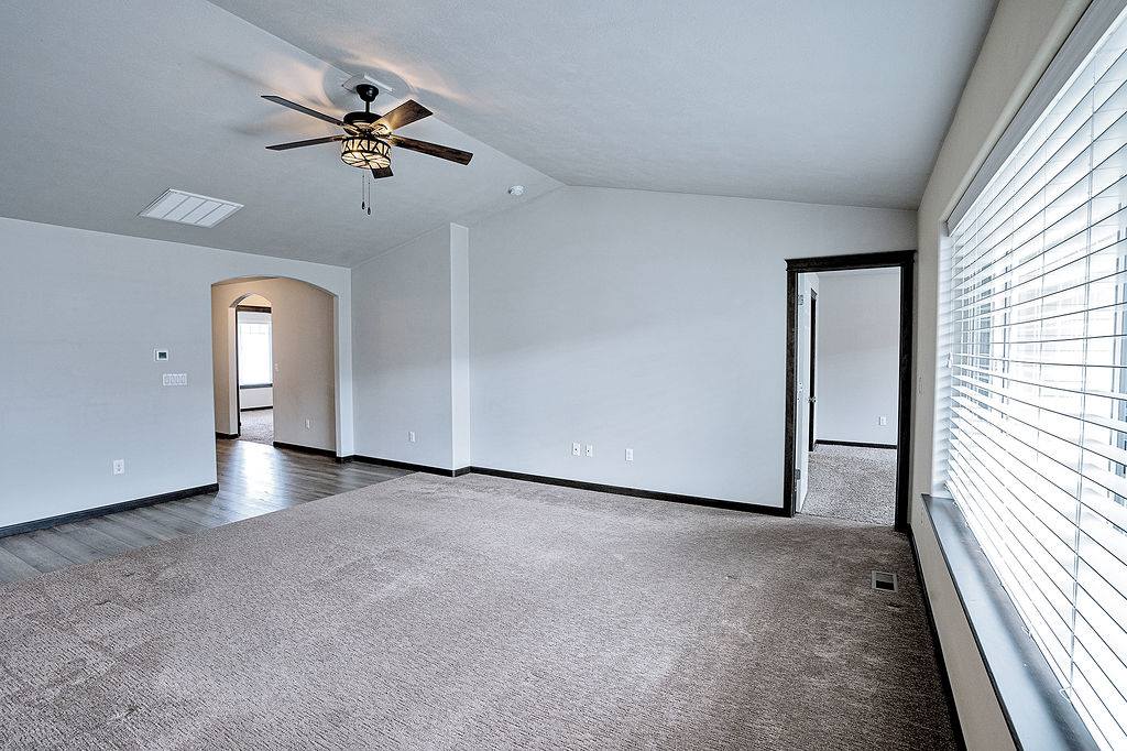 6542 West Harmony St, Rathdrum, ID 83858