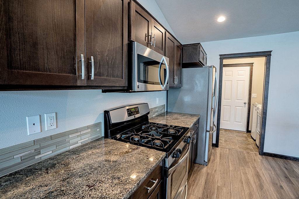 6542 West Harmony St, Rathdrum, ID 83858
