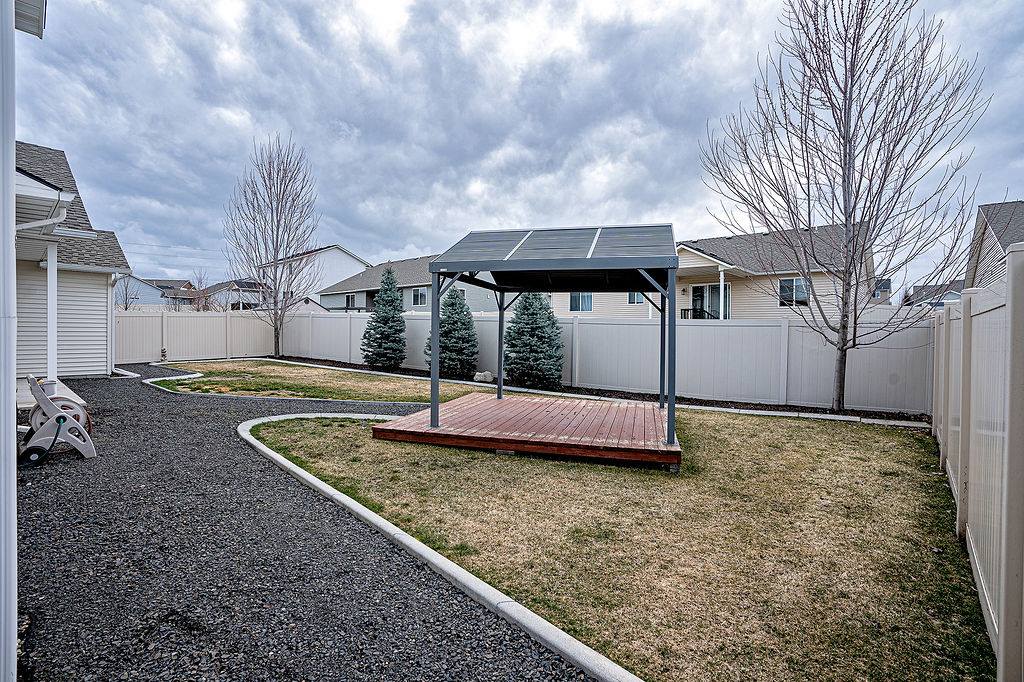 6542 West Harmony St, Rathdrum, ID 83858