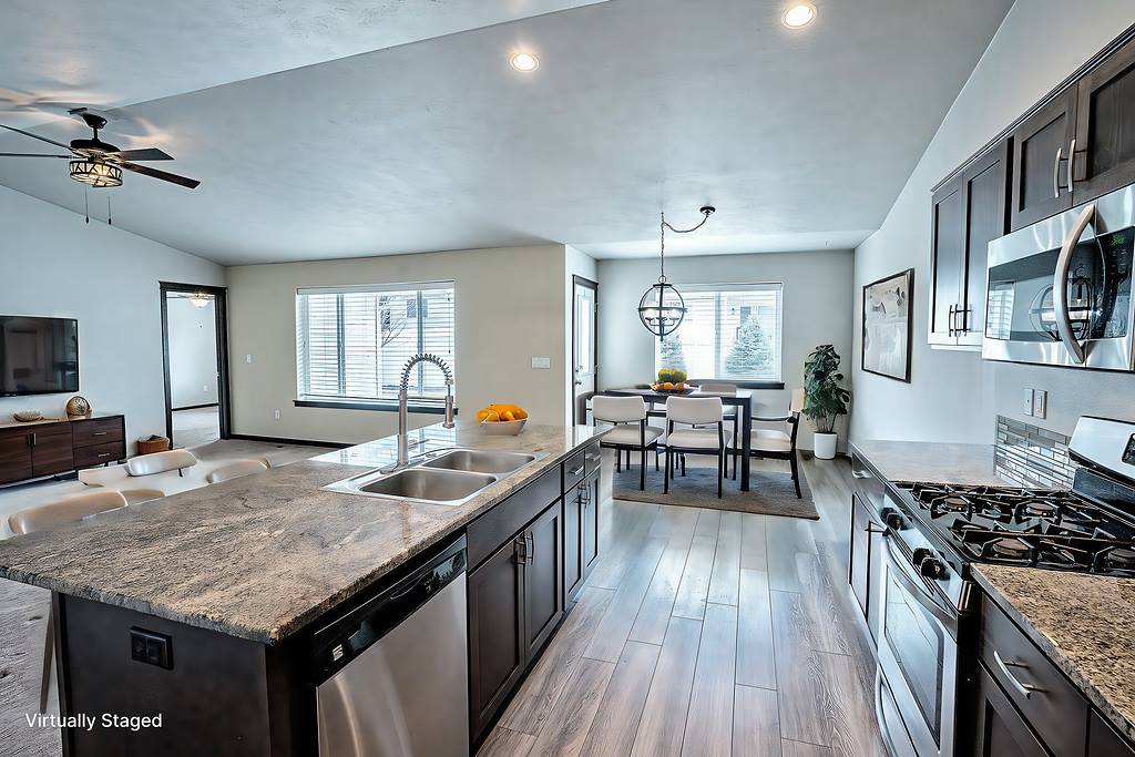 6542 West Harmony St, Rathdrum, ID 83858