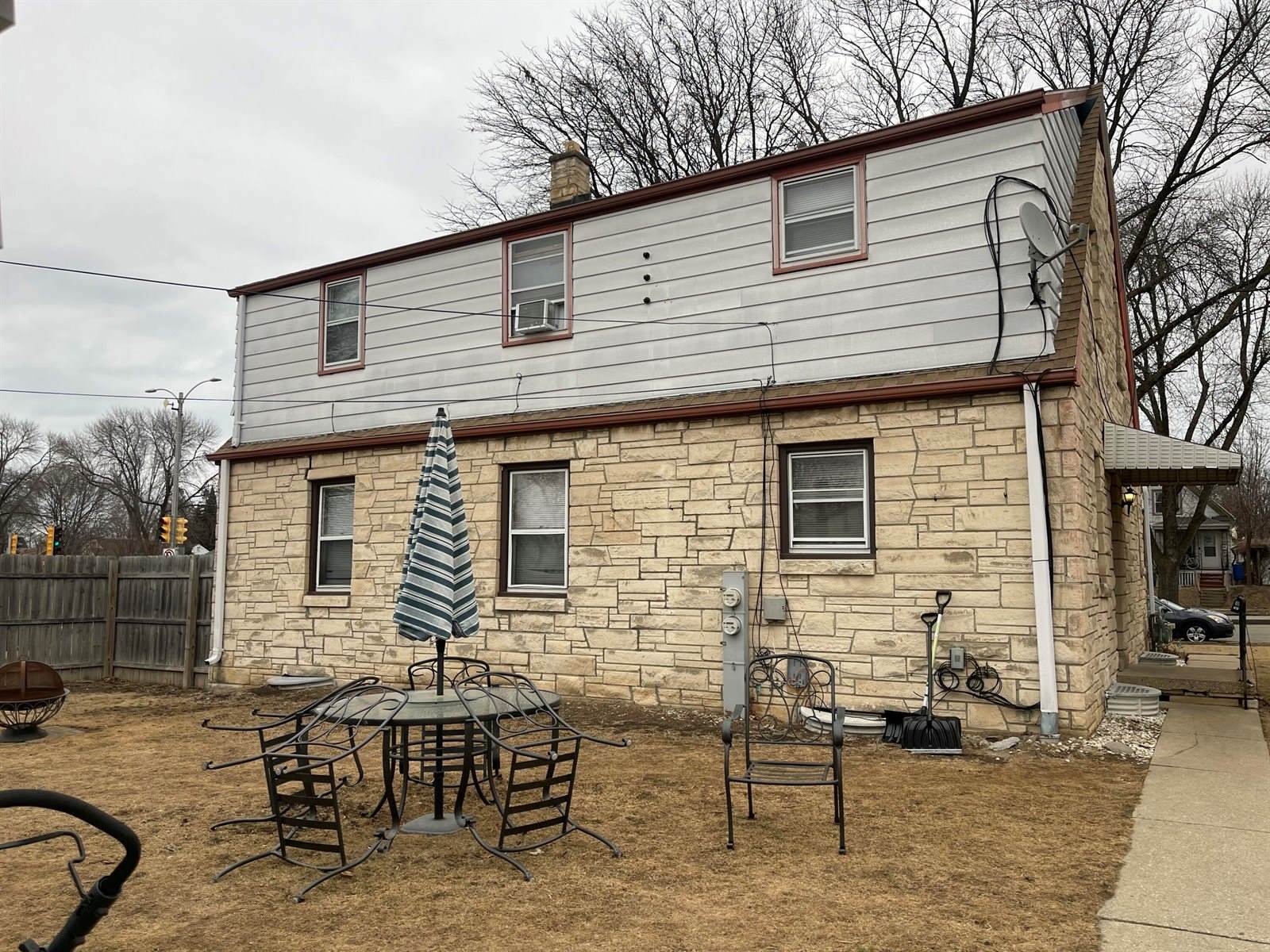 3409 South Chase Ave, Milwaukee, WI 53207