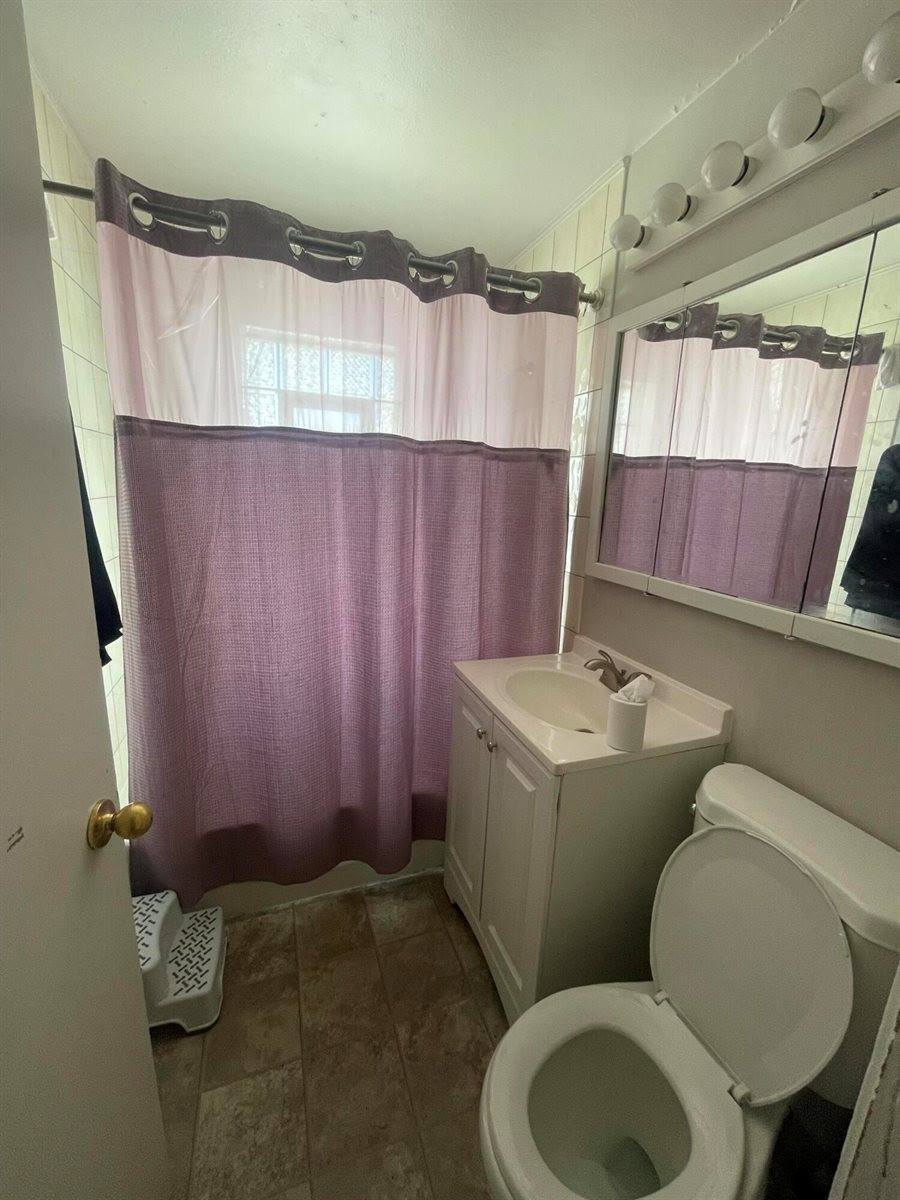 3409 South Chase Ave, Milwaukee, WI 53207