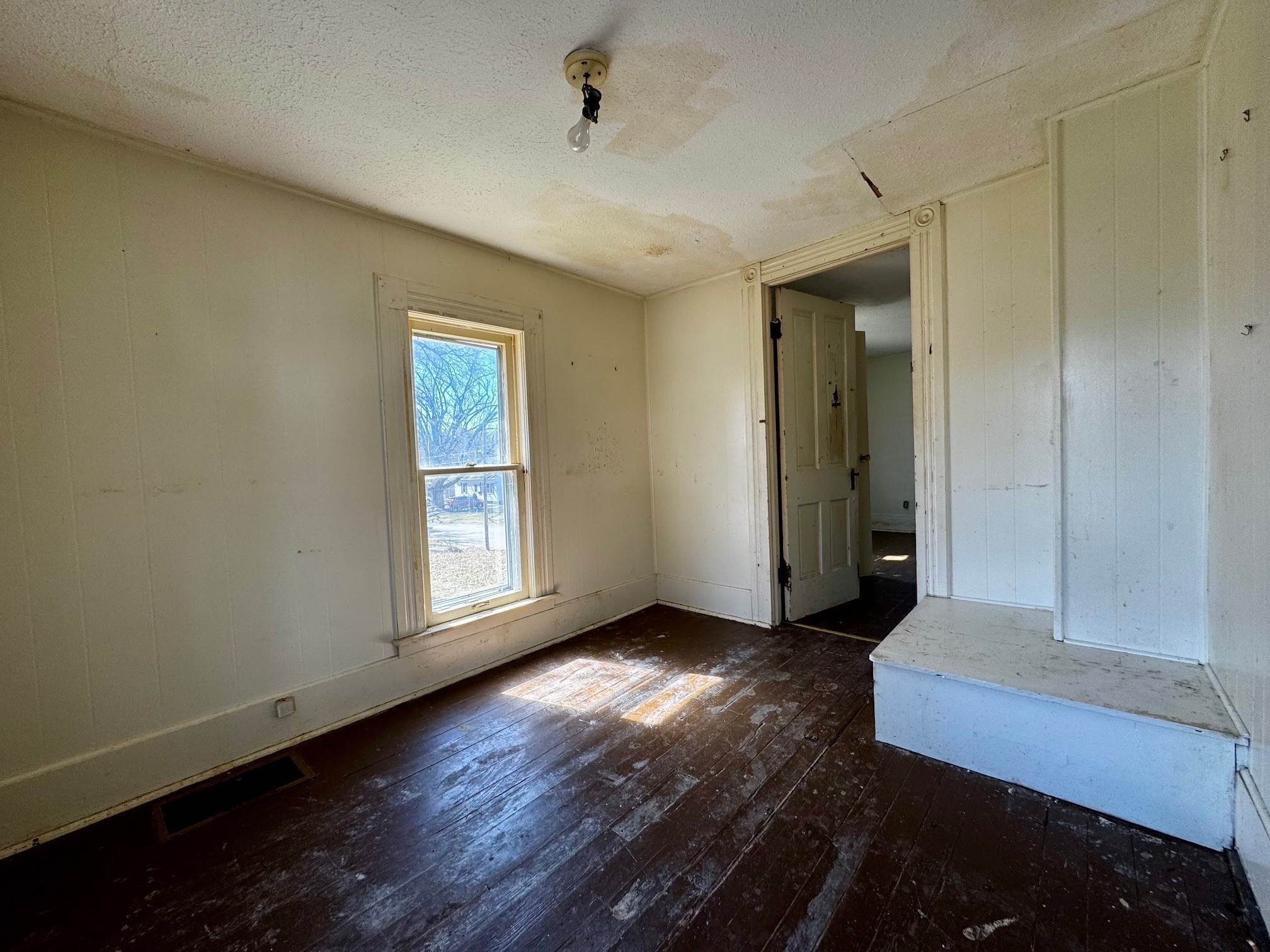 833 Edgehill Ave, Ashland, OH 44805