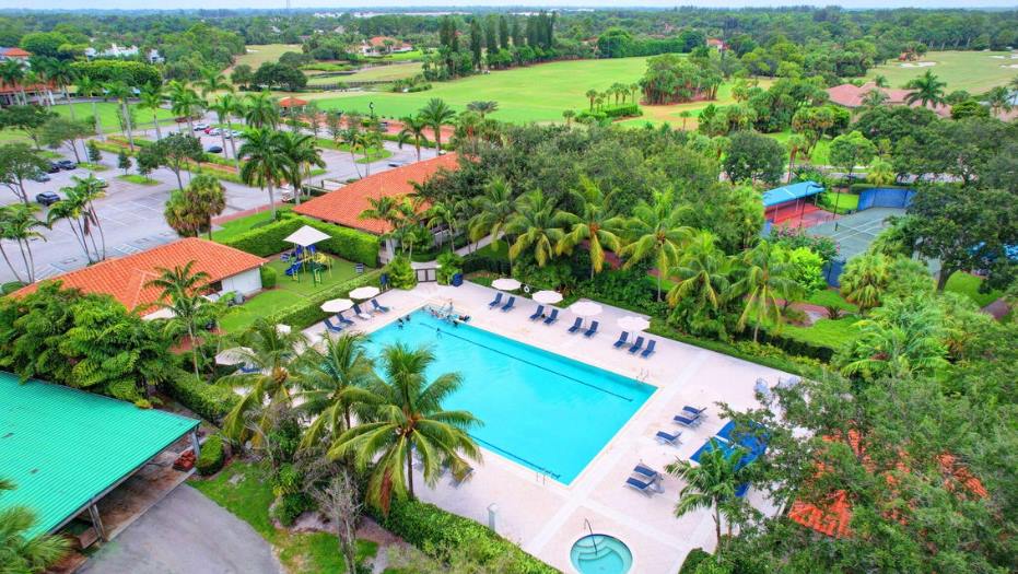 952 Dickens Place, West Palm Beach, FL 33411