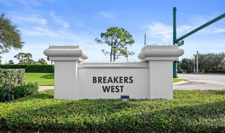 952 Dickens Place, West Palm Beach, FL 33411