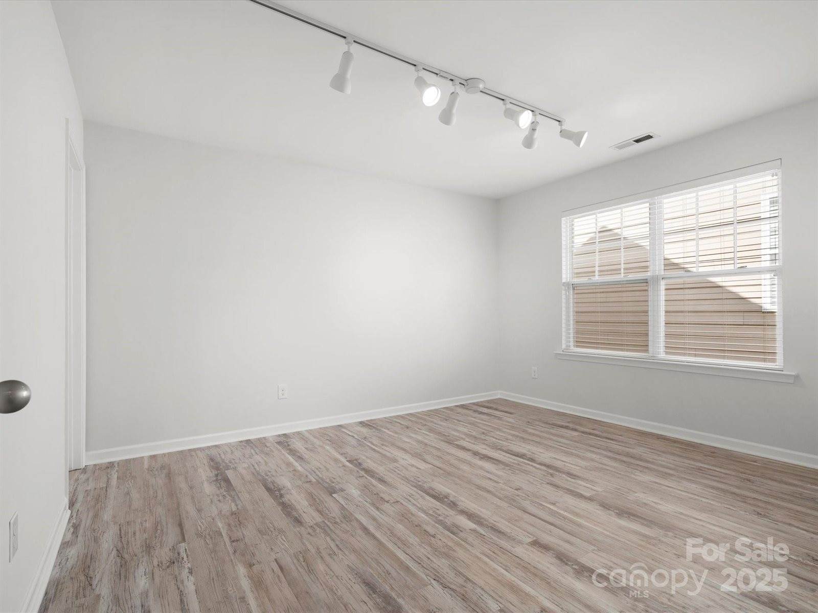 5915 Glenmore Garden Drive, Charlotte, NC 28270