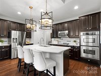 5915 Glenmore Garden Drive, Charlotte, NC 28270