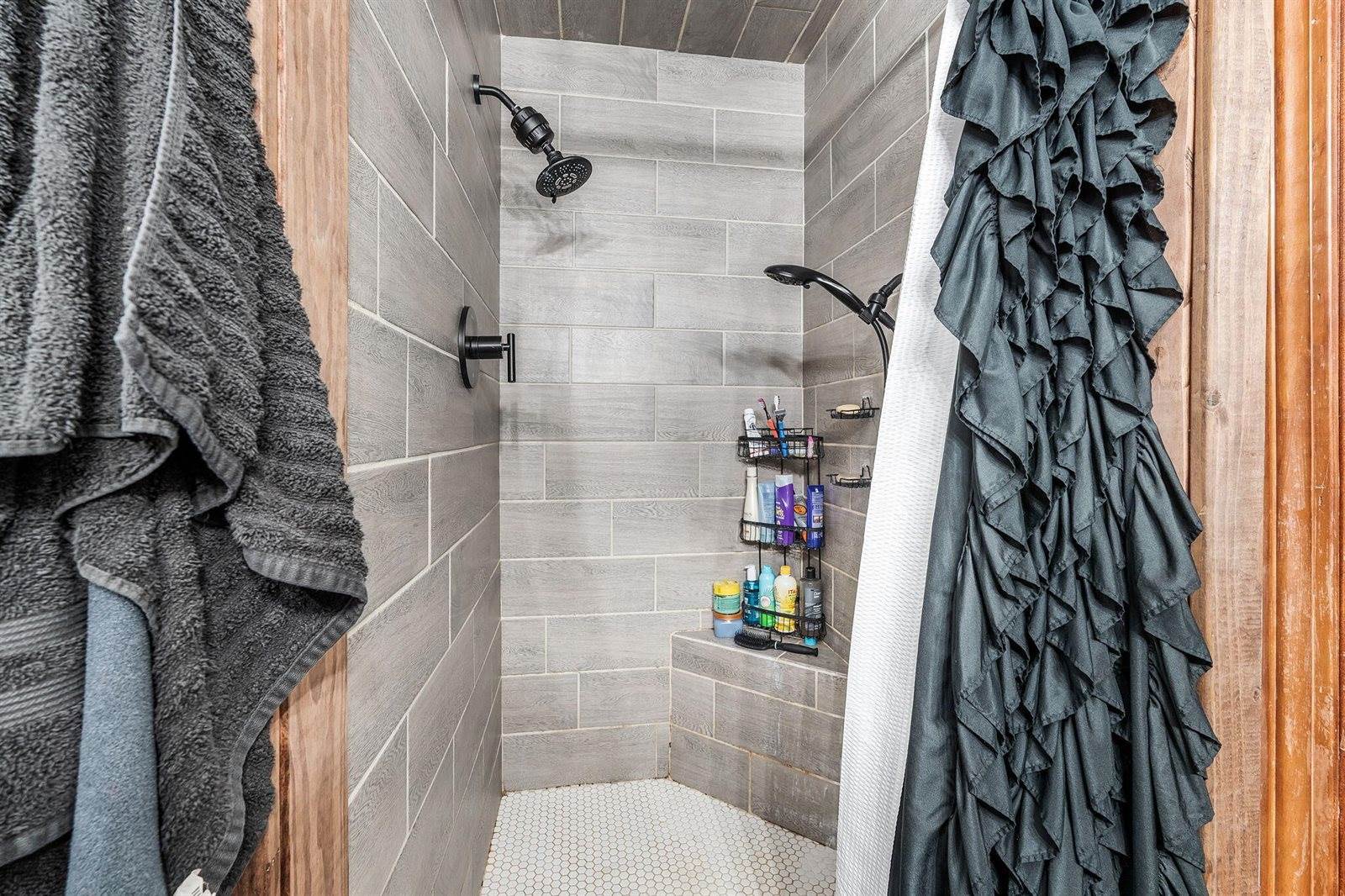 35 Furrough Lane, Lincoln, ME 04457