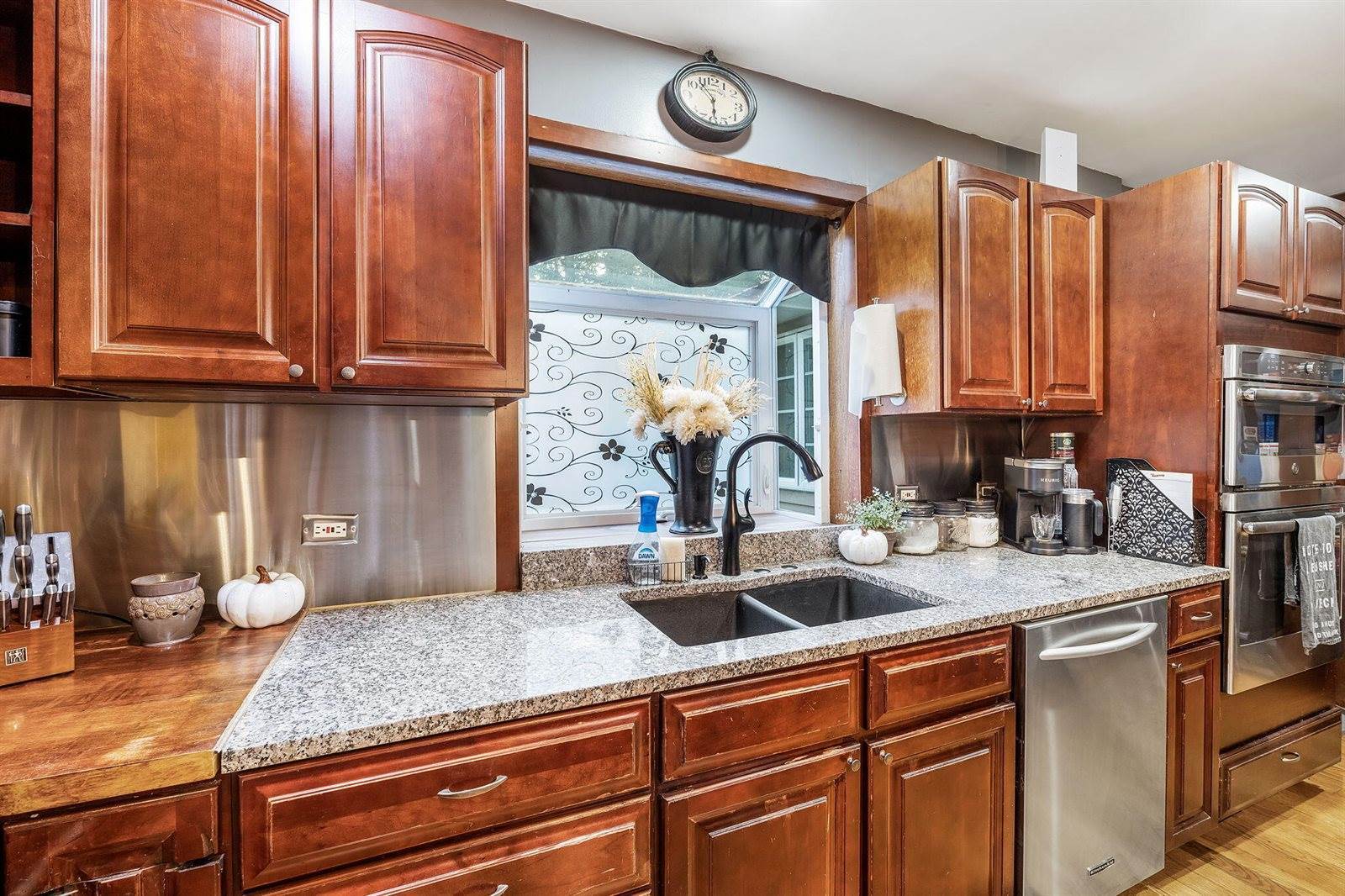35 Furrough Lane, Lincoln, ME 04457