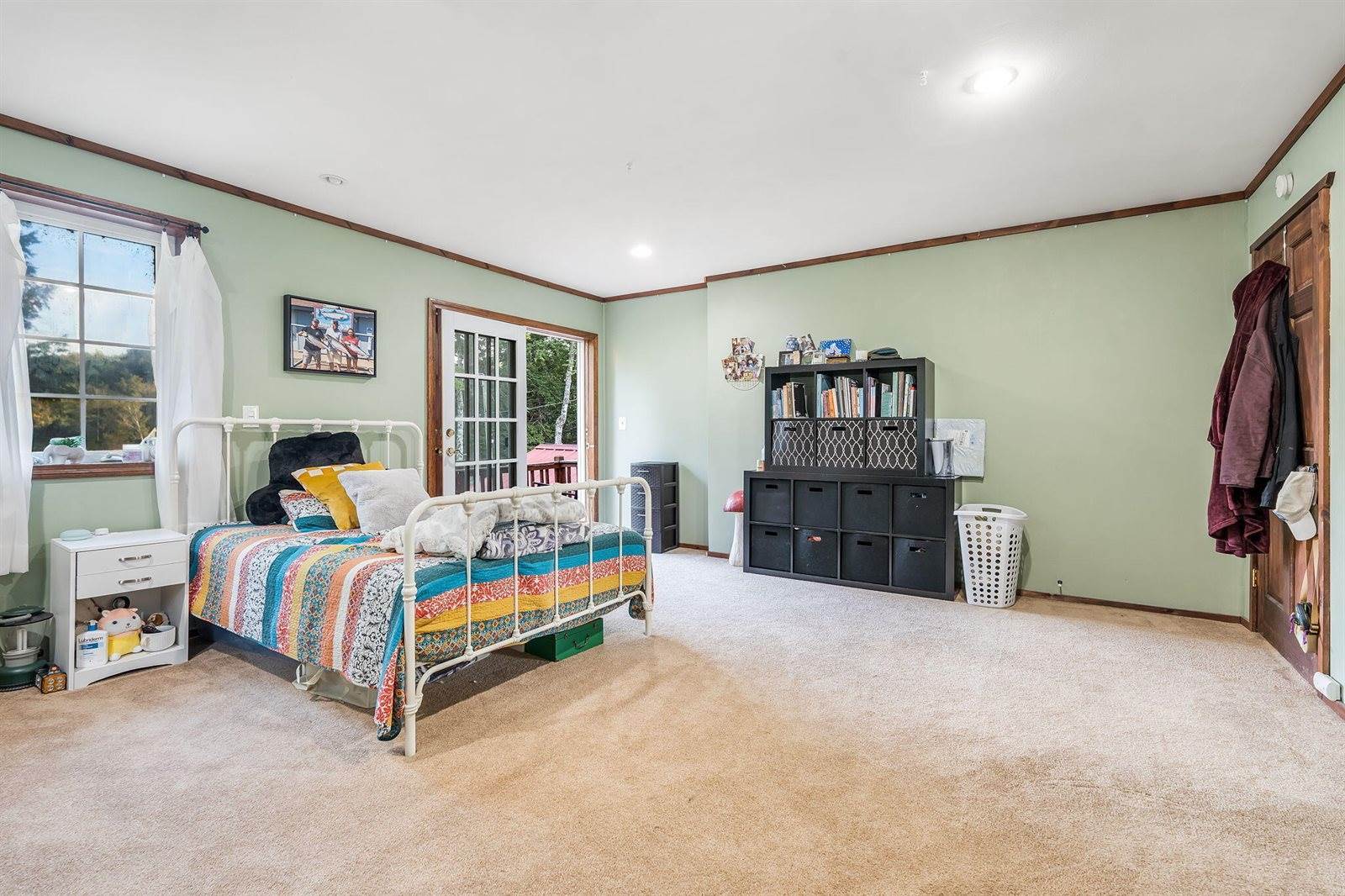 35 Furrough Lane, Lincoln, ME 04457