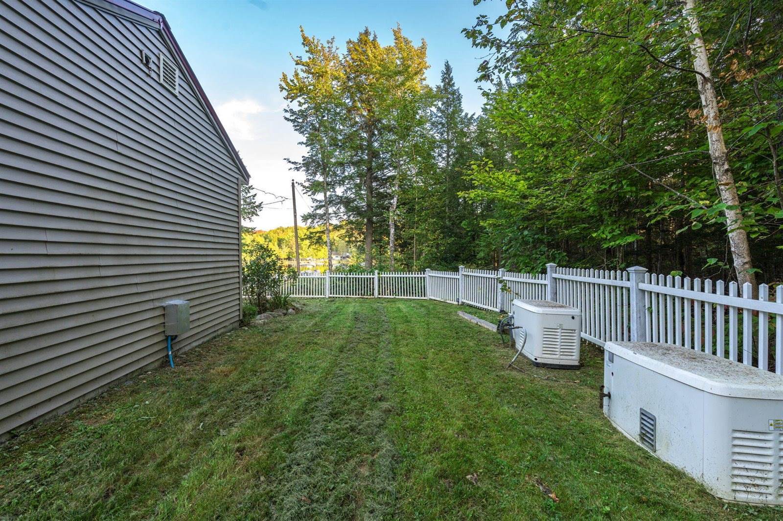 35 Furrough Lane, Lincoln, ME 04457