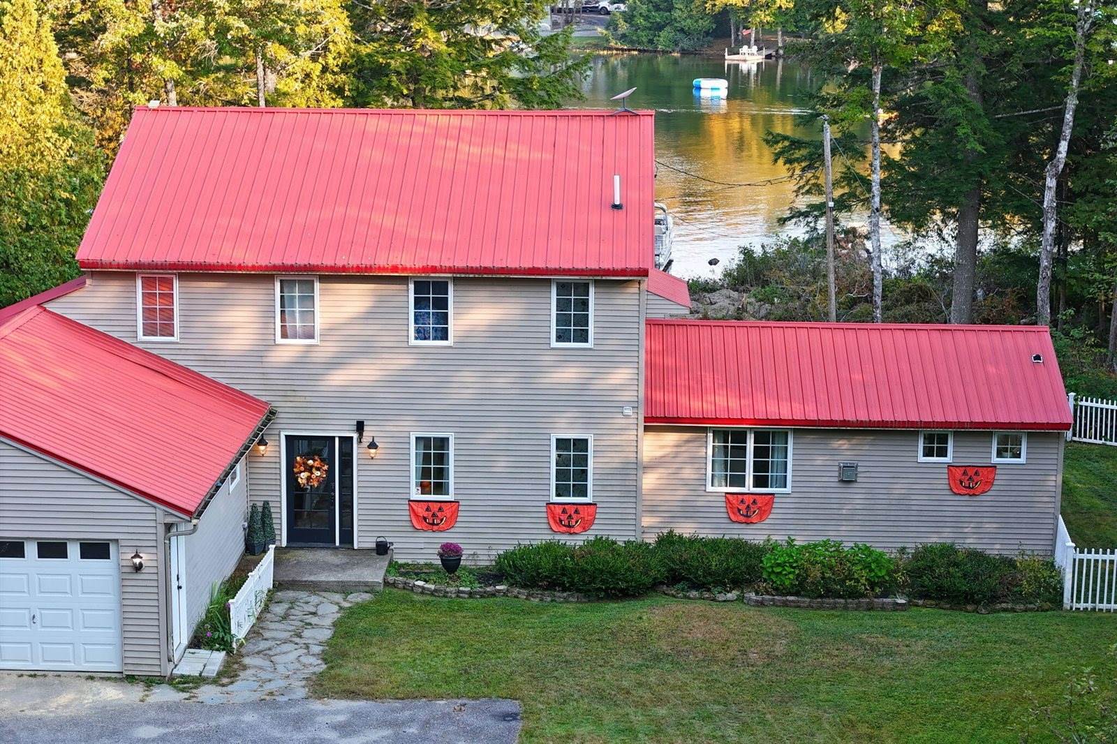 35 Furrough Lane, Lincoln, ME 04457