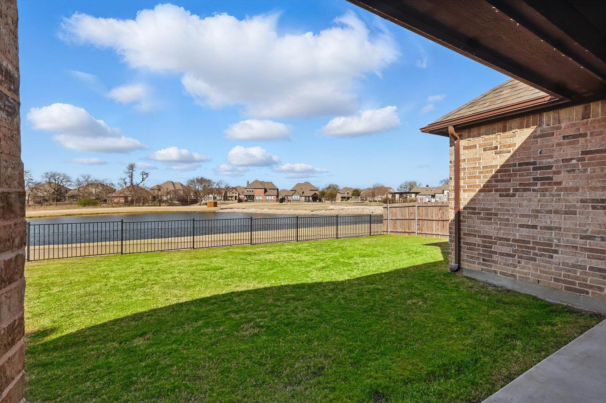 4303 Juniper Ln, Melissa, TX 75454