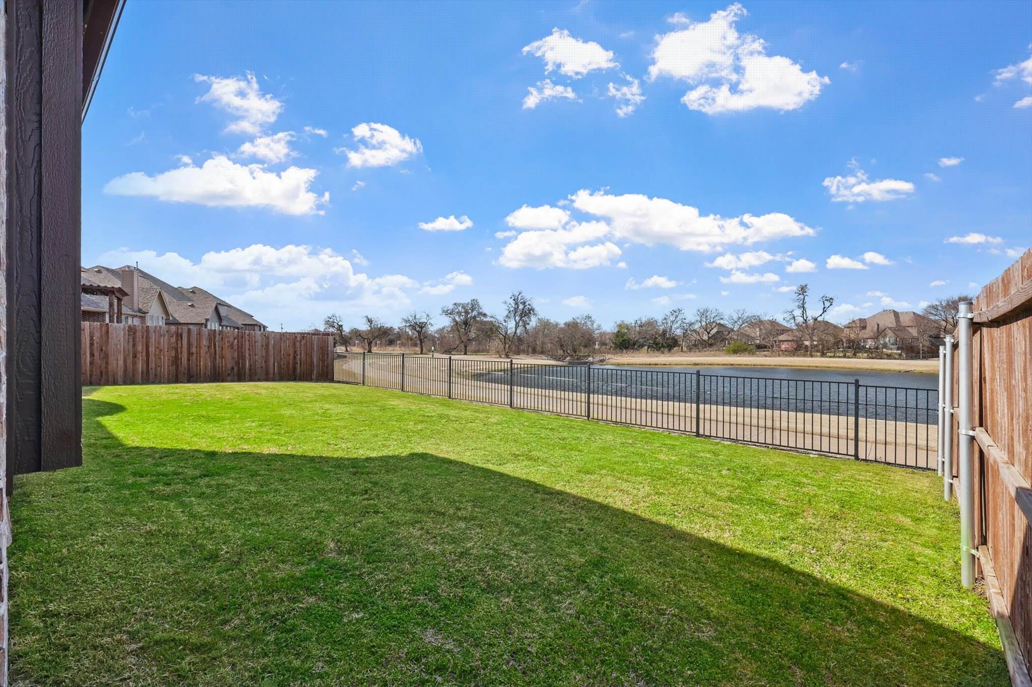 4303 Juniper Ln, Melissa, TX 75454