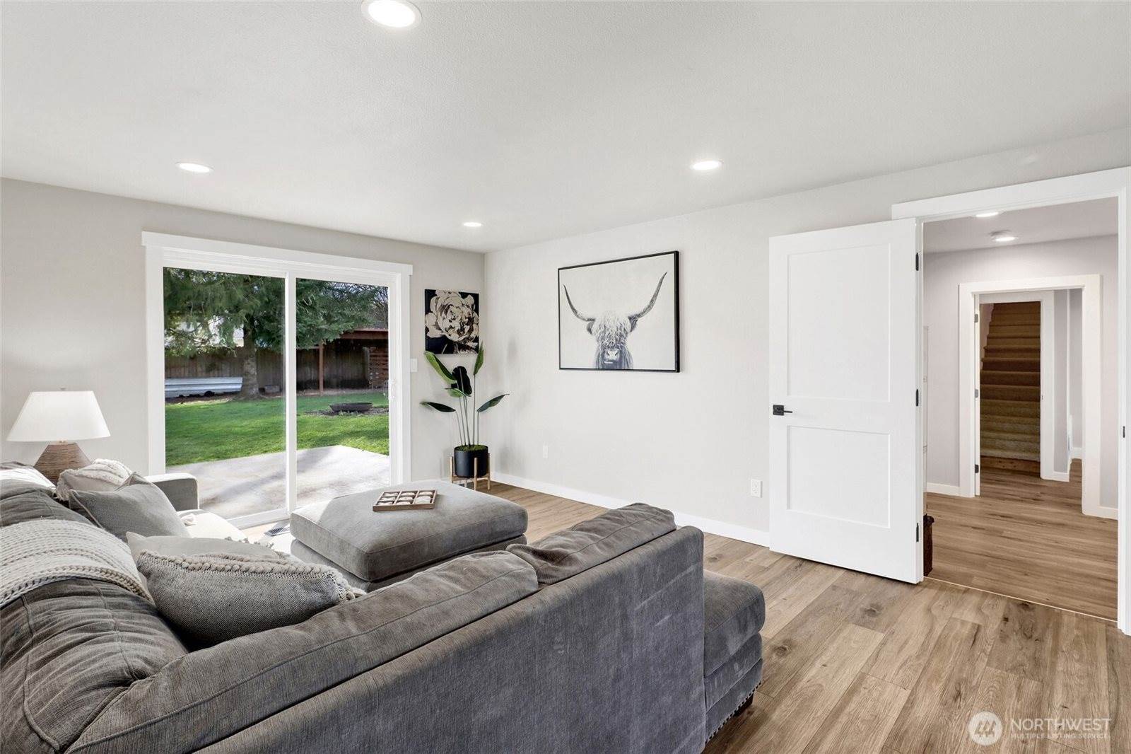 306 West 2nd Street, Nooksack, WA 98276