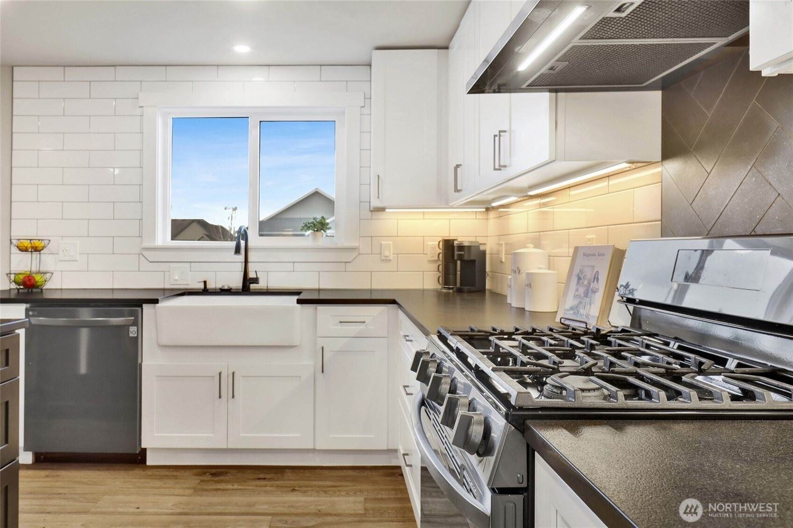 306 West 2nd Street, Nooksack, WA 98276