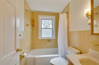 49 Monroe St E, Norwood, MA 02062