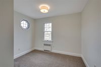49 Monroe St E, Norwood, MA 02062