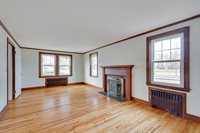 49 Monroe St E, Norwood, MA 02062